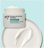 Crema de día avanzada intensa Protect & Perfect FPS 30 1,69 OZ - Imagen 2