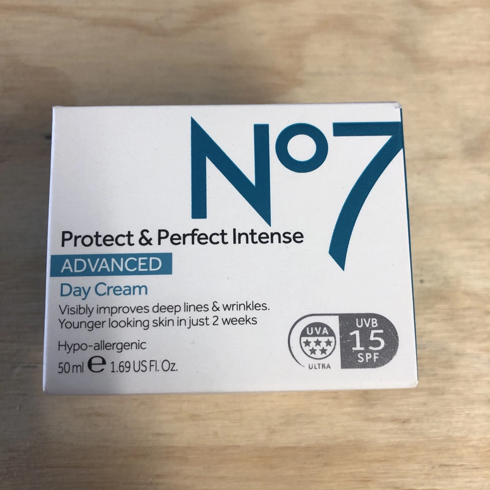 NO7 Protect & Perfect Intense Advanced SPF15 2 NO7 Protect & Perfect Intense Advanced SPF15 - Imagen 1
